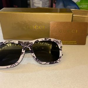 GUCCI Sunglasses